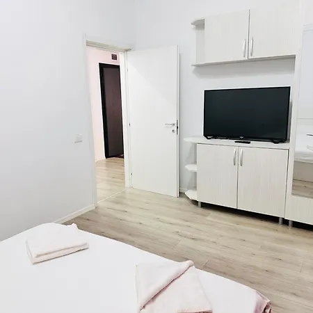 Bliss - Sea View Нэводари