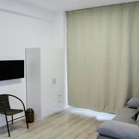 Bliss - Sea View Нэводари